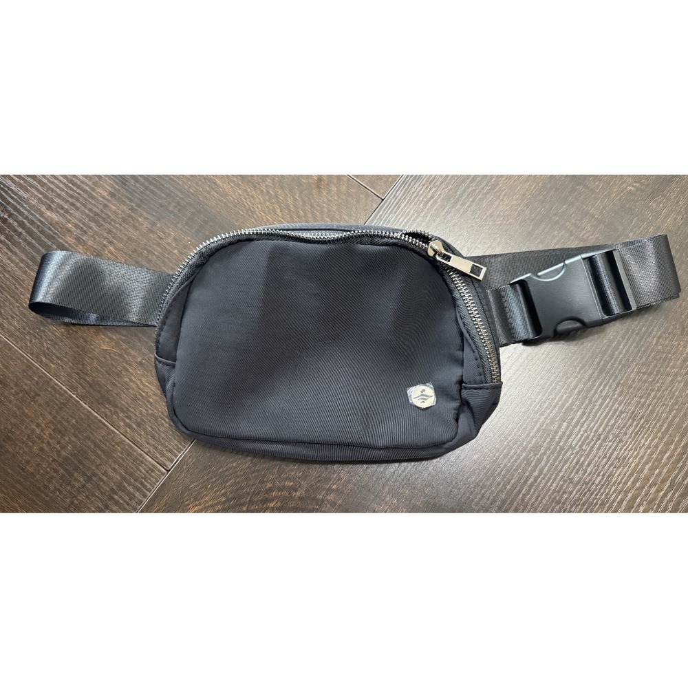Halara Waist Bag Fanny Pack Black NWT #1130
